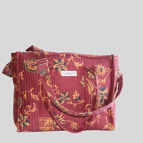 Celine Quilted Tote Veske
