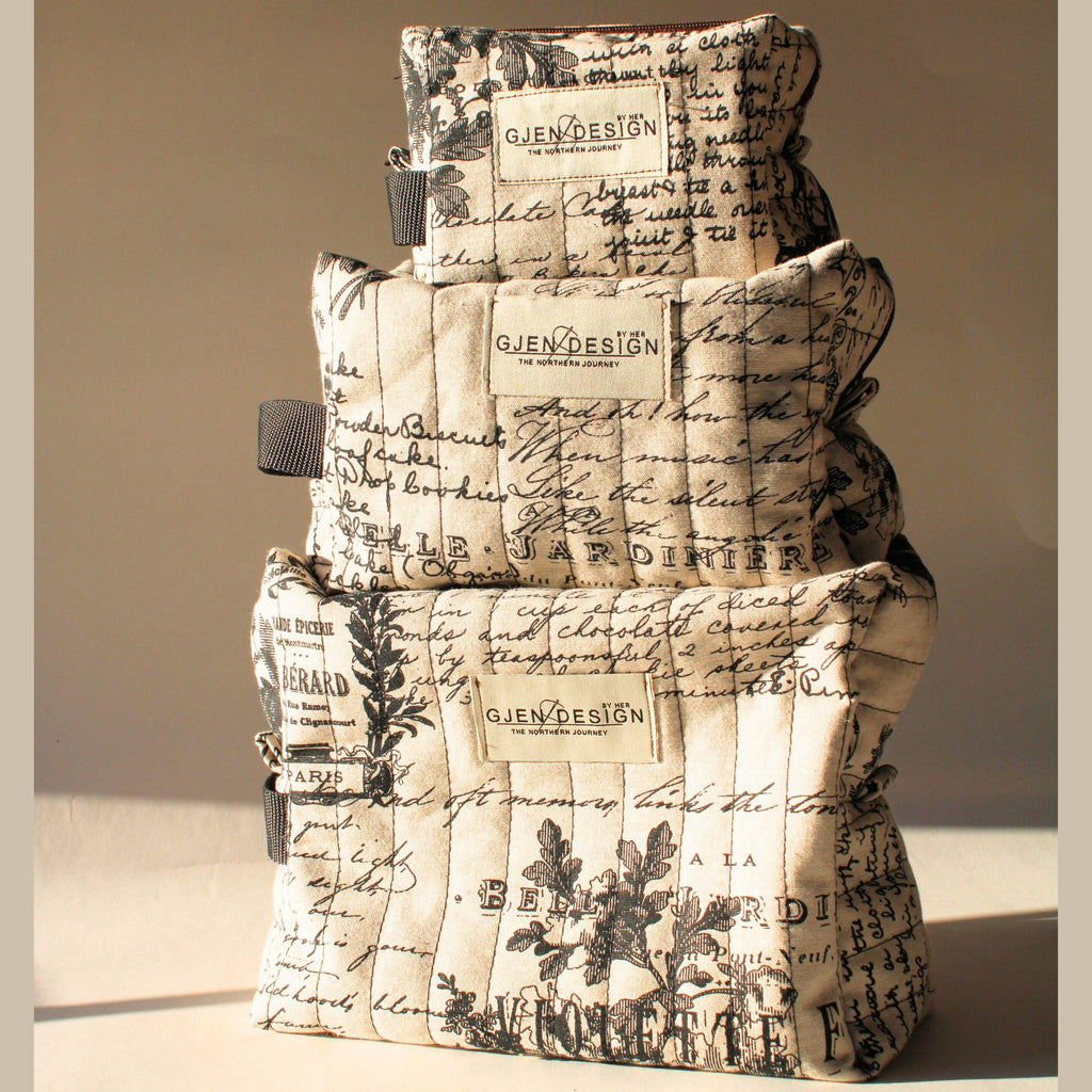 Violette Toalettmappe
