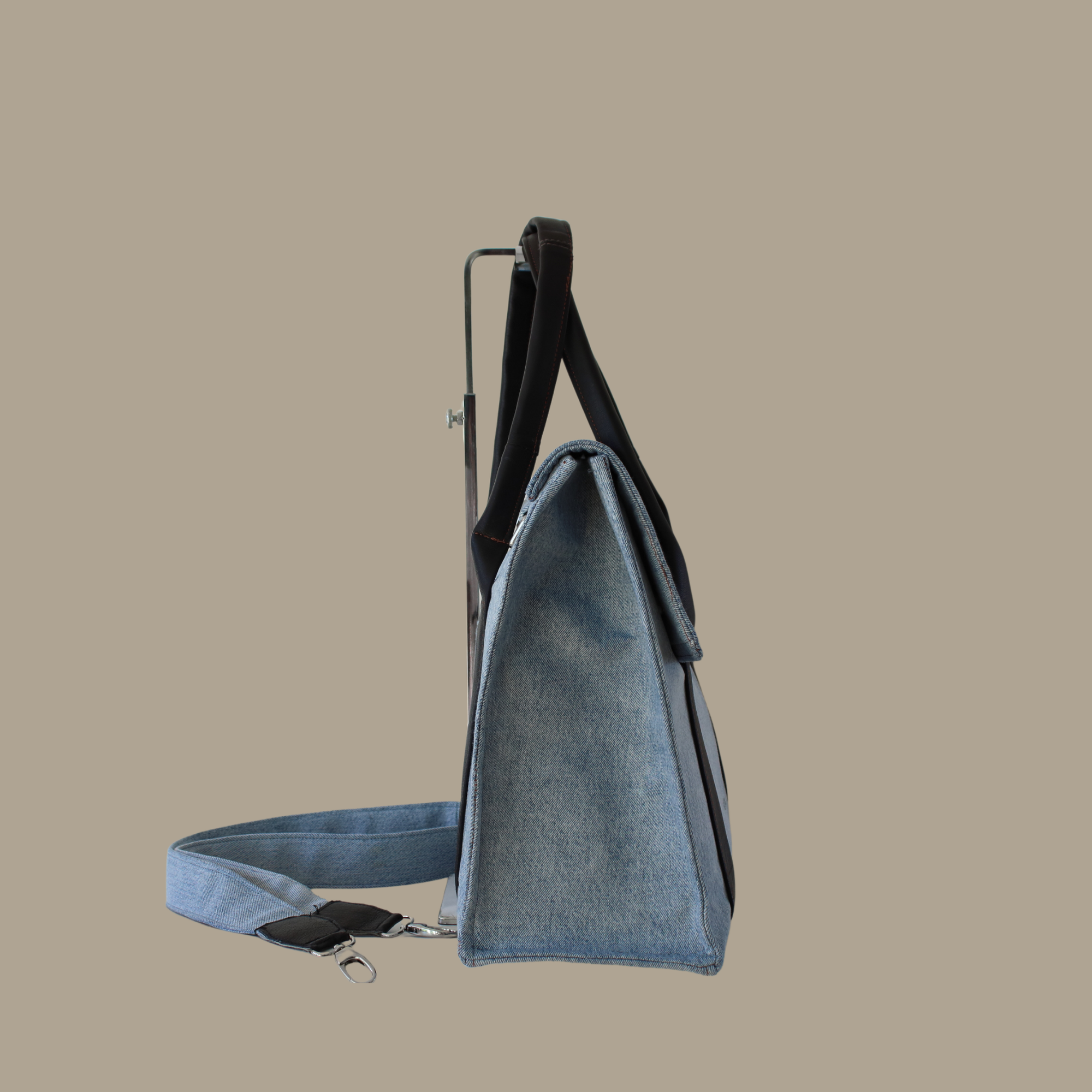 Denim Flap Tote Veske