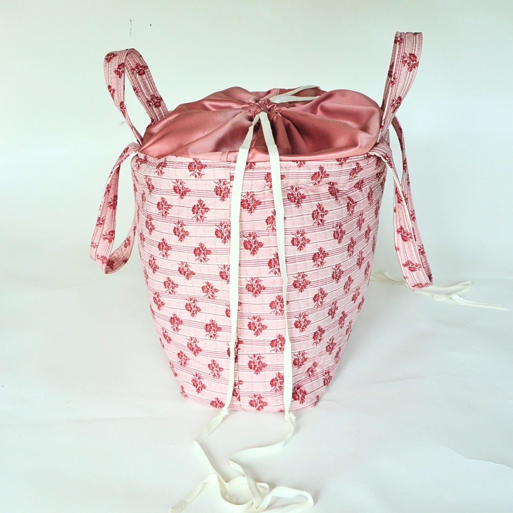 Rosa Quilted Tote Veske